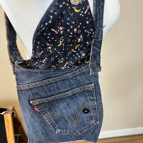 Young Fashionista October - November 2023